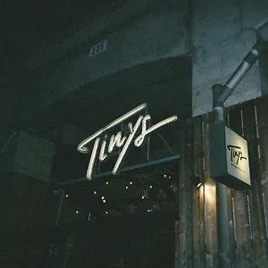 tinys-yokohama-hinodecho.kanagawa-hotels.com/