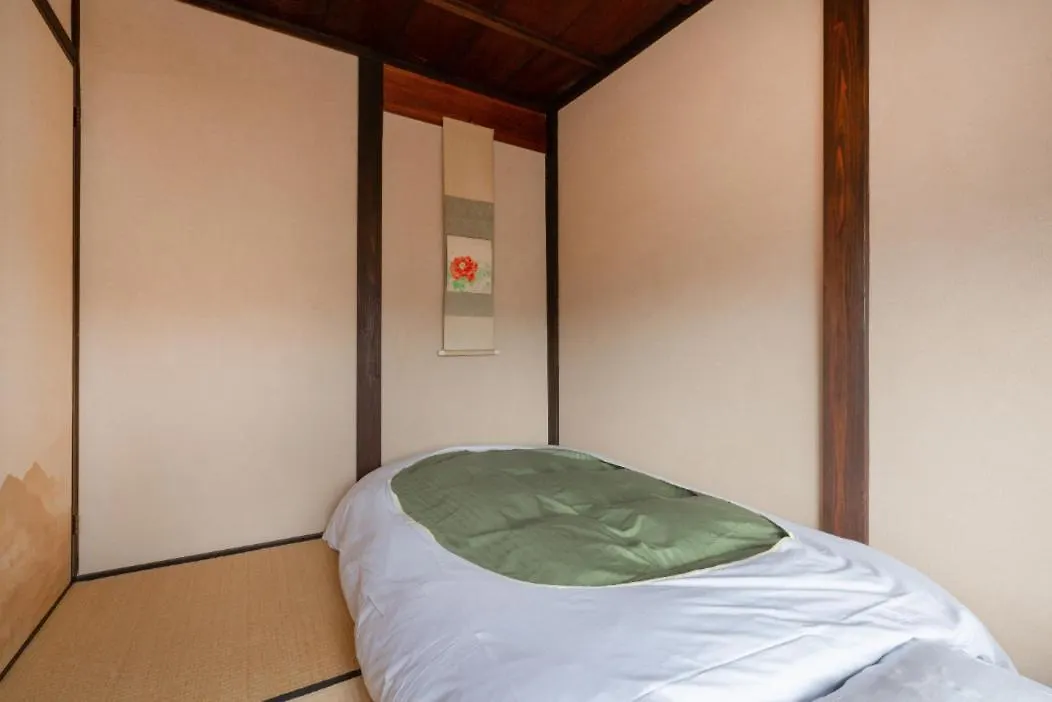 お宿梅夜guesthouse Umeya Kyōto 0*,